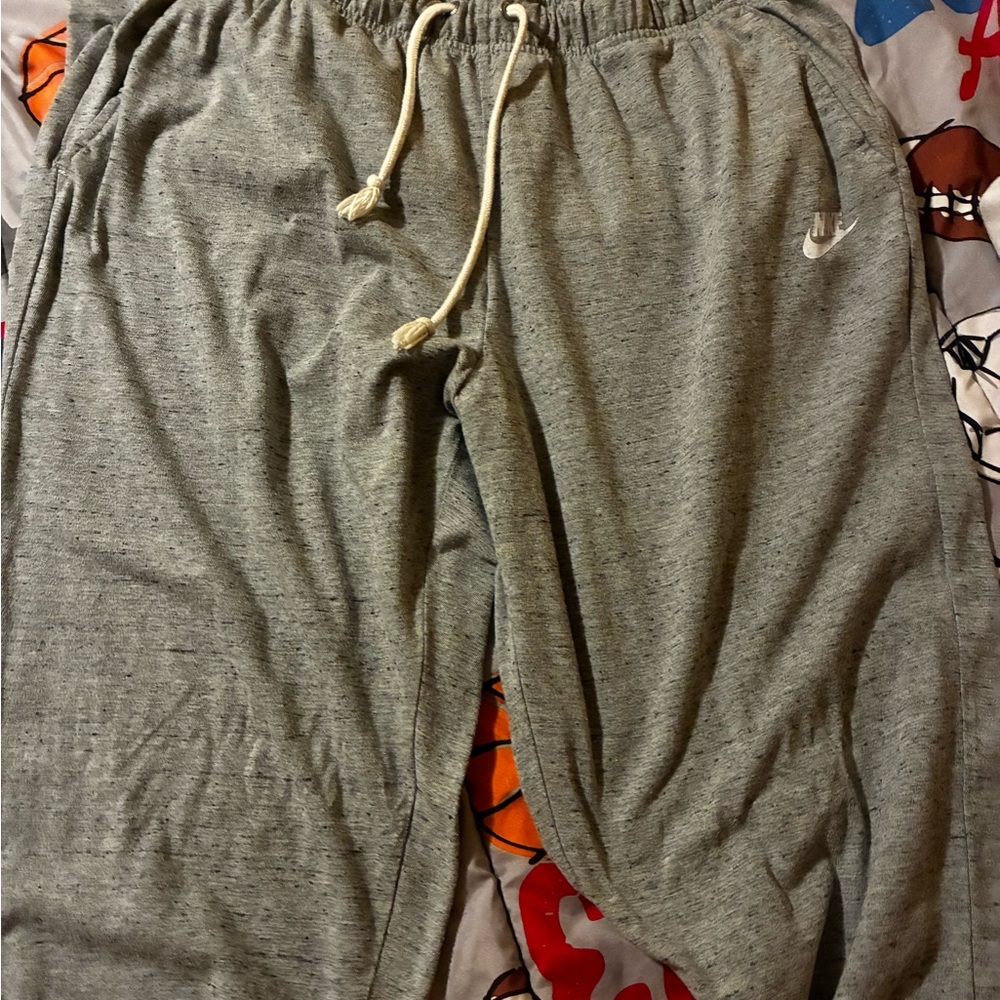 Nike Heather Gray Joggers